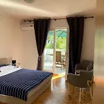 Apartamento Trgici