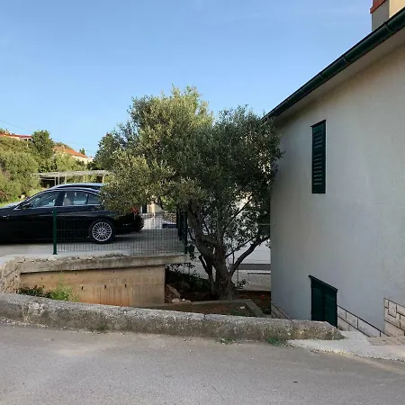 Trgici Apartment *